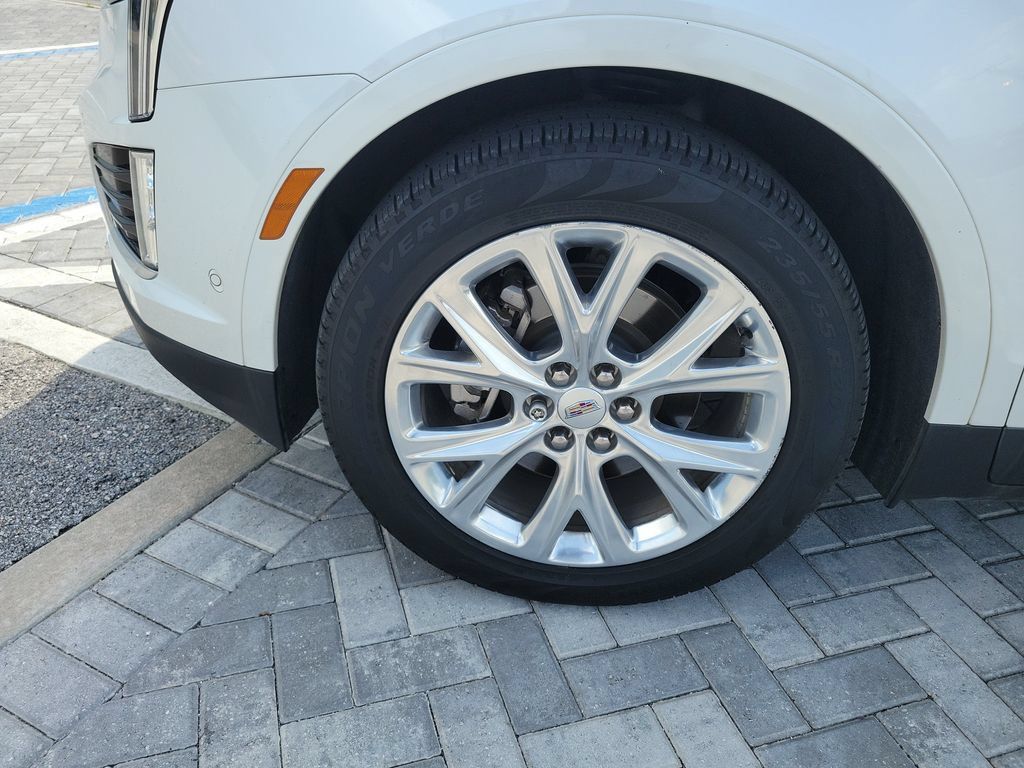 Used 2019 Cadillac XT5 Platinum AWD/4WD image 13