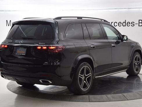 Used 2025 Mercedes-Benz GLS 450 4MATIC image 6