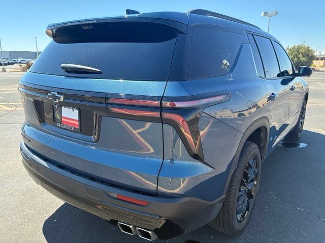 Used 2026 Chevrolet Traverse LT w/ Midnight/Sport Edition FWD image 6