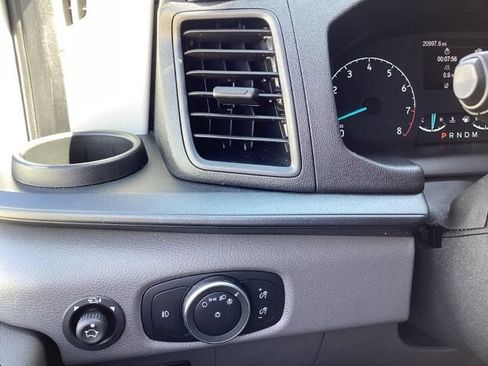 Used 2025 Ford Transit 350 XLT RWD image 29