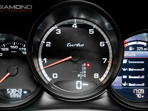 Used 2018 Porsche Macan Turbo image 67