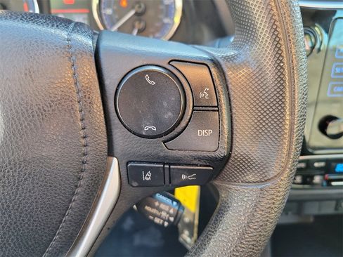 Used 2019 Toyota Corolla LE image 20