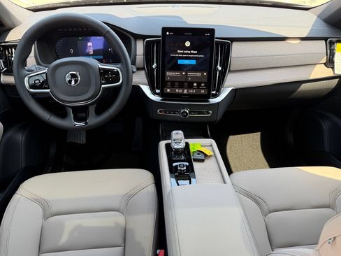 New 2026 Volvo XC90 T8 Plus w/ Protection Package AWD/4WD image 10