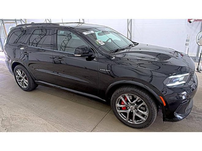Used 2023 Dodge Durango R/T w/ Tow 'N Go Package AWD/4WD image 3