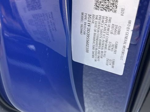 Used 2025 Chevrolet Corvette Z06 w/ Stealth Interior Trim Package RWD image 36