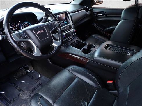 Used 2017 GMC Yukon SLT AWD/4WD image 13