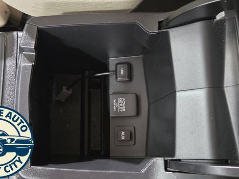 Used 2016 Honda CR-V SE image 19