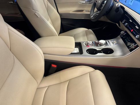 New 2026 Genesis GV70 2.5T Select AWD/4WD image 16