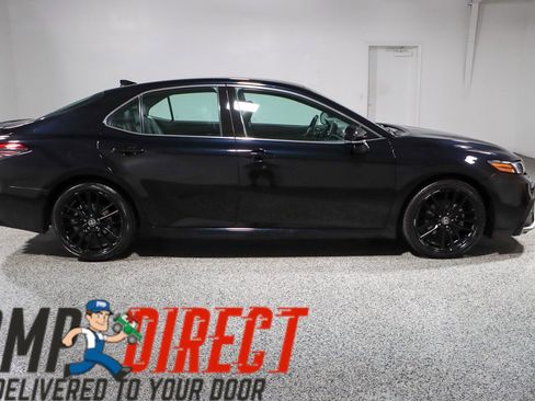 Used 2024 Toyota Camry XSE image 6