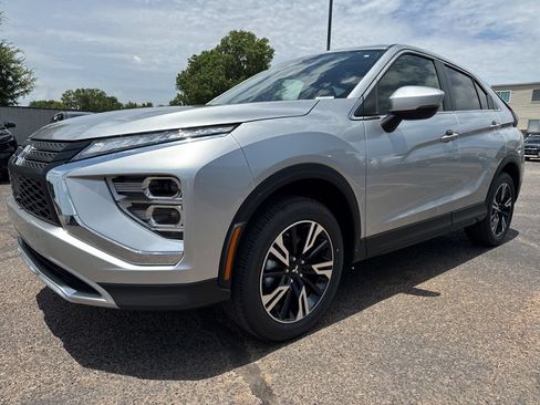 New 2026 Mitsubishi Eclipse Cross SE AWD/4WD image 3