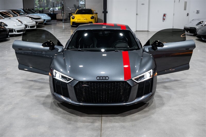 Used 2018 Audi R8 V10 RWD image 34