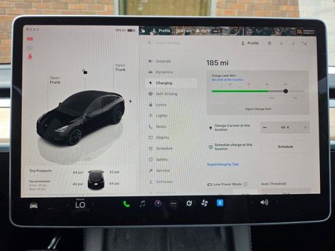 Used 2023 Tesla Model Y Long Range AWD/4WD image 49