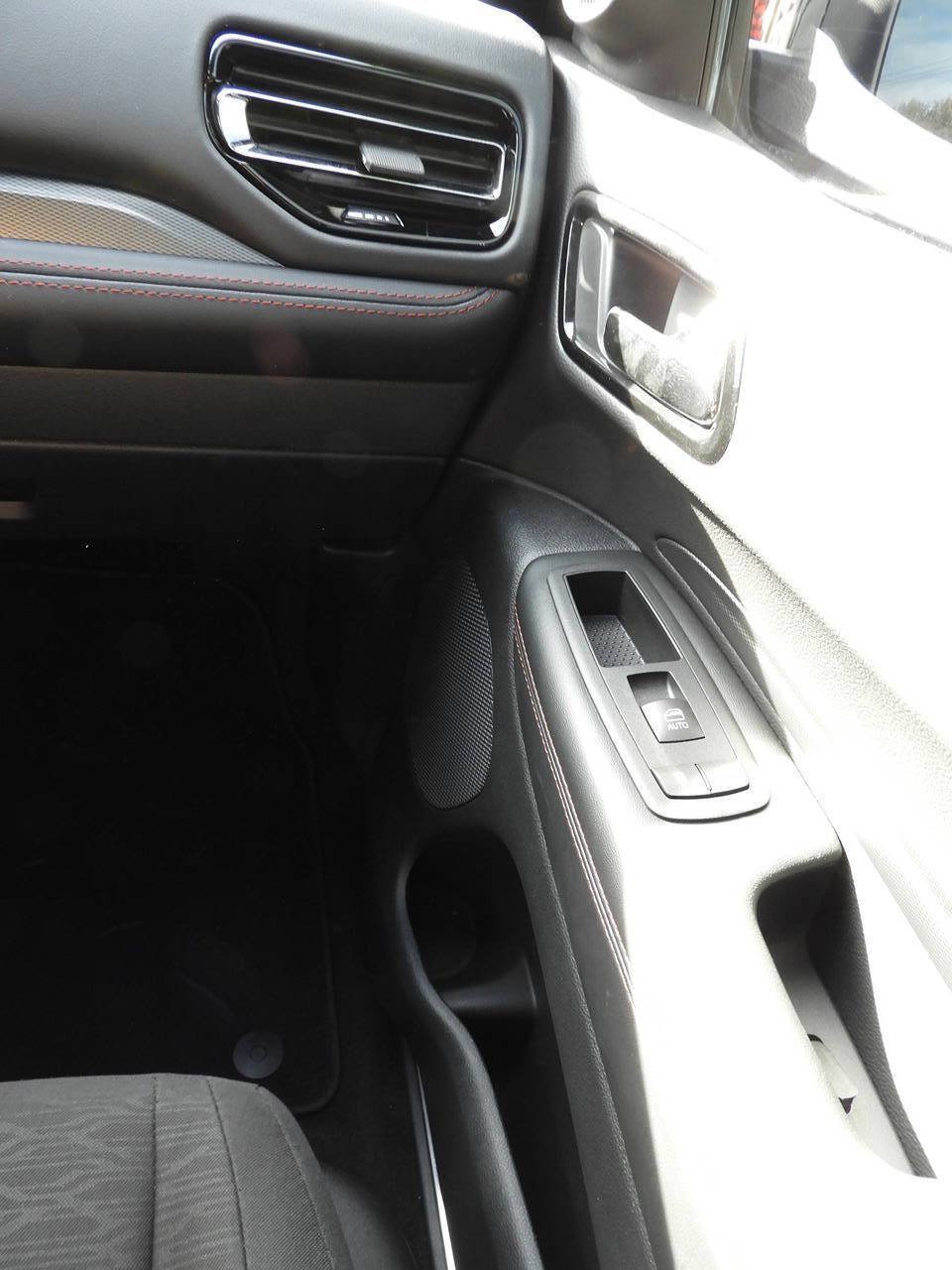 Used 2025 Dodge Durango R/T w/ Blacktop Package AWD/4WD image 41
