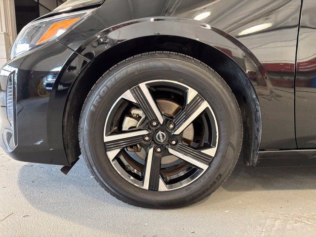 Used 2024 Nissan Sentra SV FWD image 29