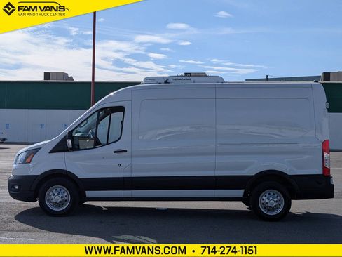 Used 2024 Ford Transit 250 148 Medium Roof Extended AWD w/ Exterior Upgrade Package image 4