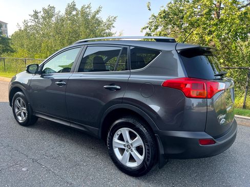 Used 2015 Toyota RAV4 XLE image 4