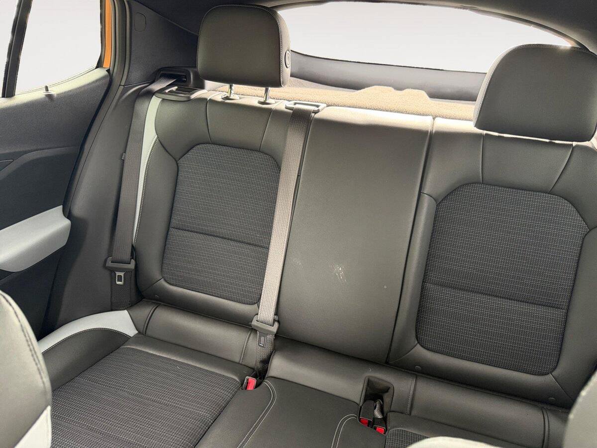 Used 2025 Buick Envista Preferred FWD image 13