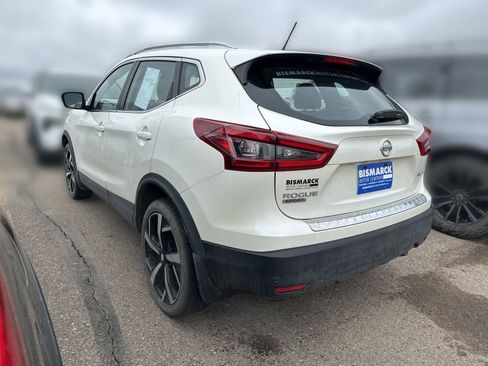Used 2022 Nissan Rogue Sport SL AWD/4WD image 4
