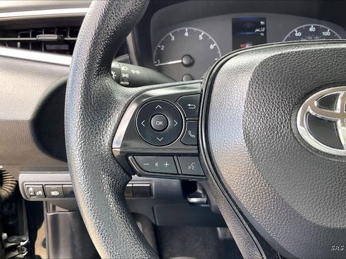 Used 2024 Toyota Corolla LE image 25