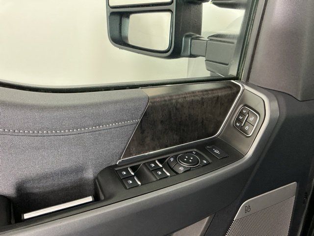 Used 2023 Ford F350 Lariat w/ Lariat Ultimate Package AWD/4WD image 17