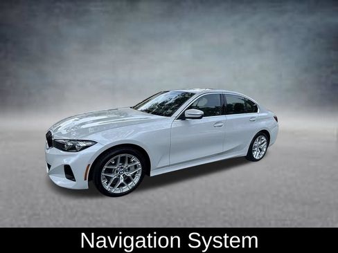 Used 2025 BMW 330i Sedan RWD image 3