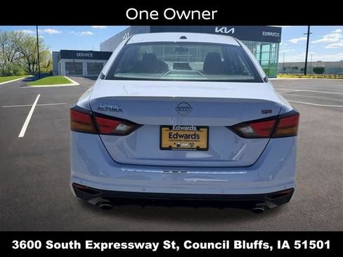 Used 2023 Nissan Altima 2.5 SR FWD image 5