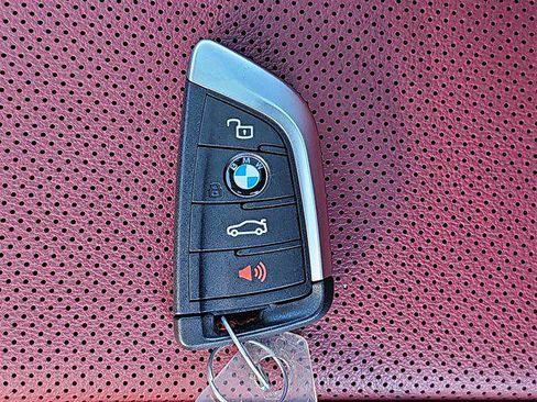 Certified 2025 BMW 430i Coupe w/ M Sport Package image 37