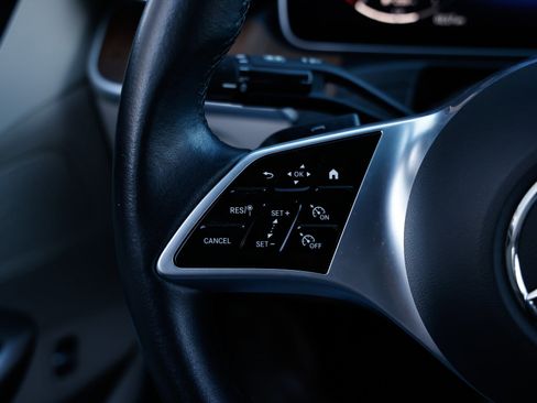 Used 2024 Mercedes-Benz C 300 Sedan image 31