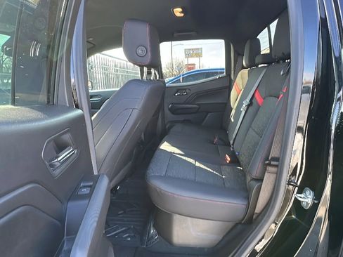 Used 2024 Chevrolet Colorado Z71 w/ Z71 Convenience Package 2 image 15