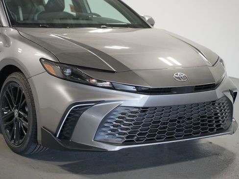 New 2026 Toyota Camry SE image 4