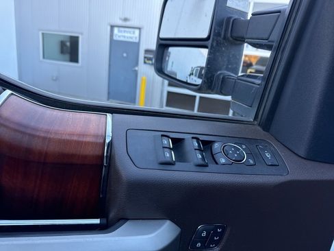 Used 2022 Ford F250 King Ranch w/ King Ranch Ultimate Package image 19