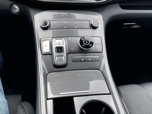 Used 2022 Hyundai Santa Fe SEL AWD/4WD image 32