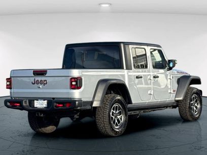 Used 2024 Jeep Gladiator Rubicon w/ Convenience Group