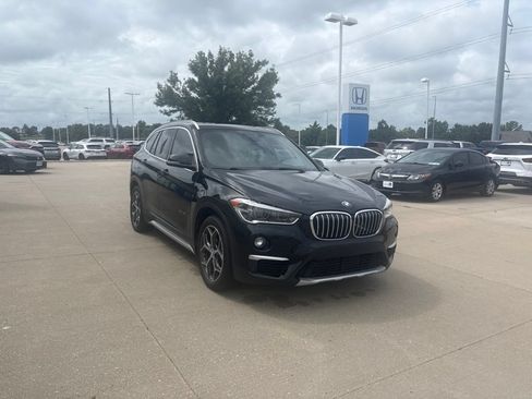 Used 2016 BMW X1 xDrive28i AWD/4WD image 3