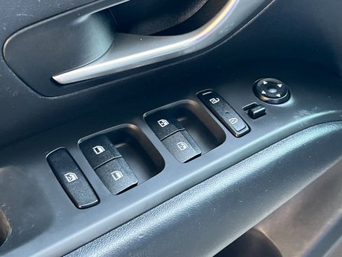 Used 2023 Hyundai Tucson Blue image 13