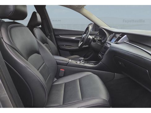Used 2021 INFINITI QX50 Pure AWD/4WD image 16