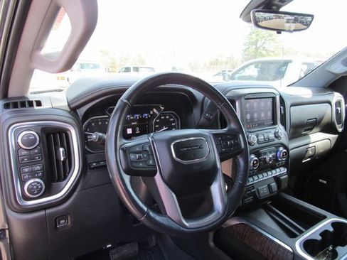 Certified 2021 GMC Sierra 1500 Denali w/ Denali Ultimate Package AWD/4WD image 13