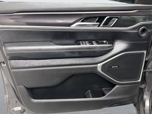 Used 2022 Jeep Wagoneer Series I w/ Premium Group I image 9