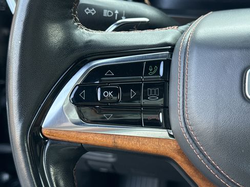 Used 2022 Jeep Grand Cherokee Summit image 30