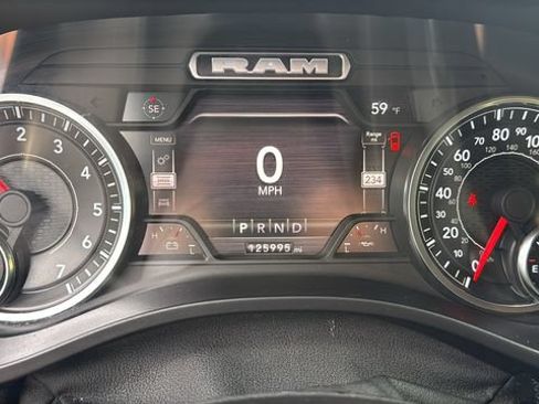 Used 2022 RAM 1500 Big Horn AWD/4WD image 18
