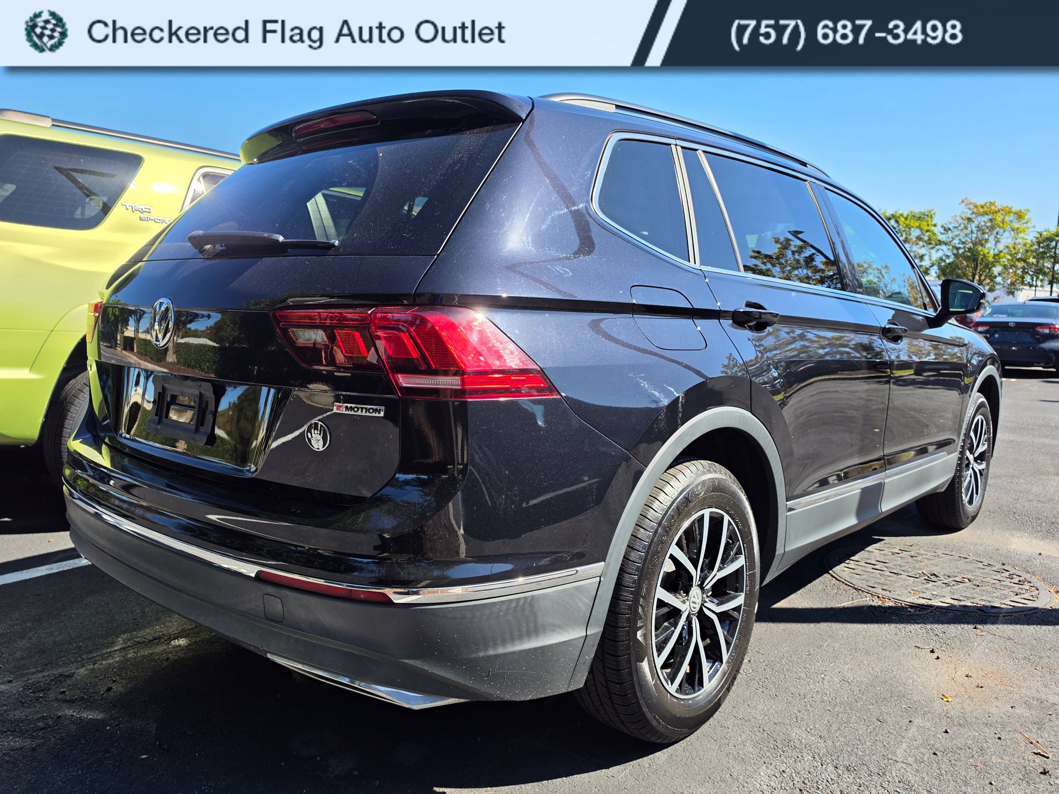 Used 2021 Volkswagen Tiguan SE w/ Panoramic Sunroof Package AWD/4WD image 6