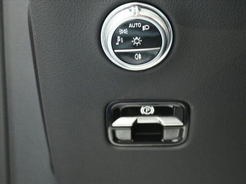 Certified 2026 Mercedes-Benz GLC 300 4MATIC image 10