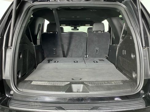 Used 2021 Chevrolet Tahoe RST AWD/4WD image 16