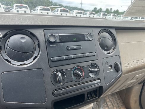 Used 2008 Ford F250 XL RWD image 20