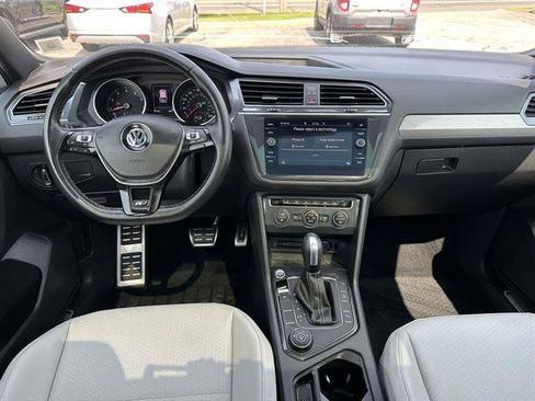 Used 2021 Volkswagen Tiguan SE R-Line AWD/4WD image 34