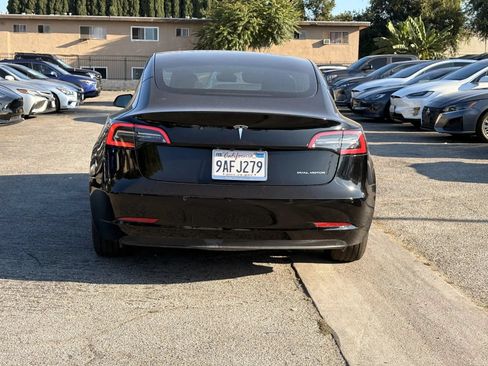 Used 2022 Tesla Model 3 Long Range AWD/4WD image 3