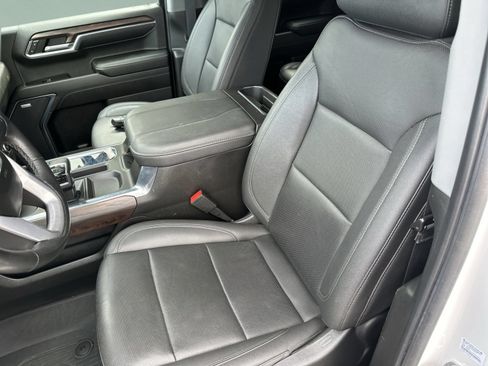 Used 2023 GMC Sierra 1500 SLT w/ SLT Premium Package AWD/4WD image 13