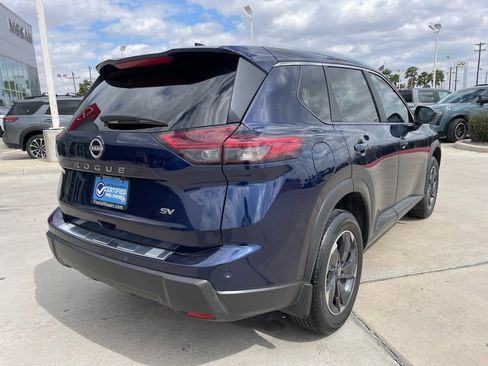 Certified 2024 Nissan Rogue SV w/ SV Premium Package image 3