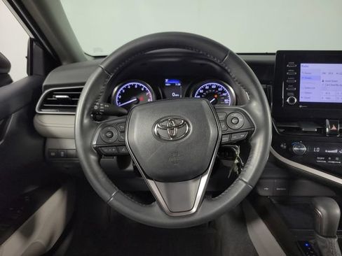 Used 2023 Toyota Camry SE FWD image 21