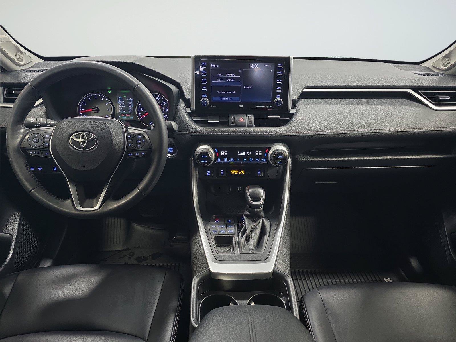 Used 2019 Toyota RAV4 XLE Premium w/ Cold Weather Package AWD/4WD image 11